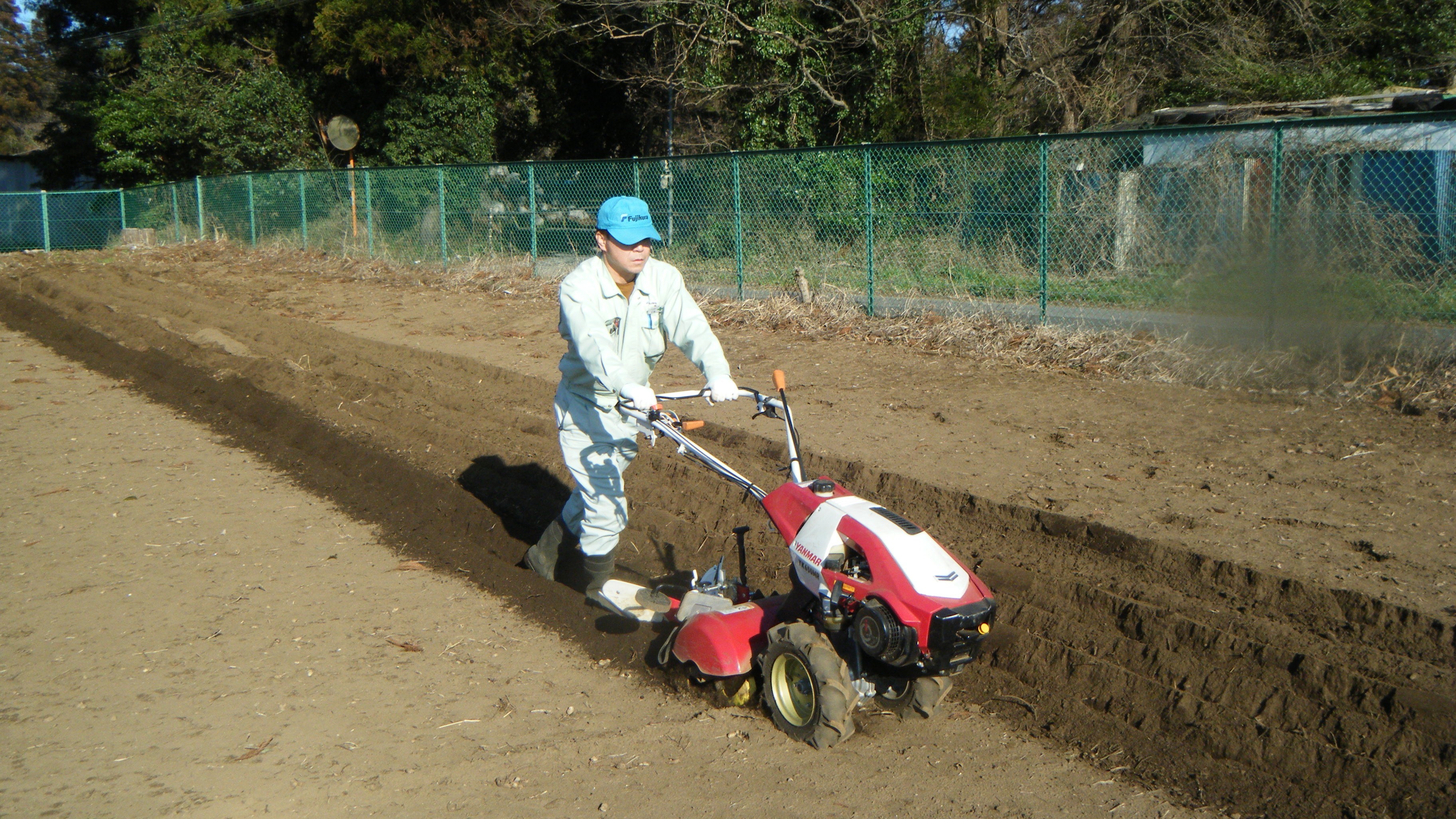 農園チーム始動</strong>